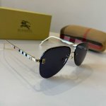burberry巴宝莉 新款连体驶驾镜墨镜出行必众备多明星同款 太阳镜 男女太士阳镜飞行