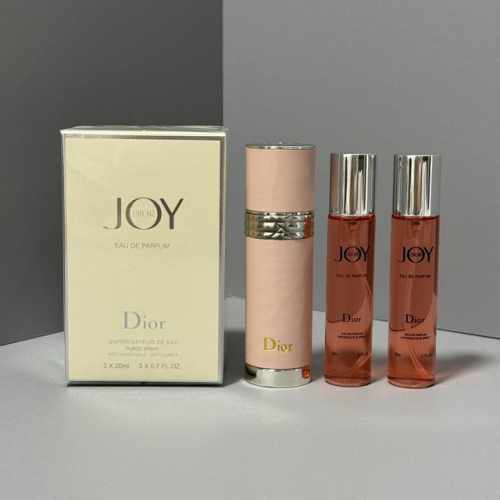 高端品质 迪奥Joy悦之欢试管旅行套装 明通版实拍现货迪奥Joy悦之欢试管香水旅行套装3*20Ml一盒里有3支20Ml的便携式香水，20Ml X 3=60Ml还