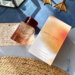 专柜品质 bv葆蝶家幻境香水 宝缇嘉 幻觉女士 Bottega Veneta Illusione 75Ml 香调:木质花香调前调:香柠檬黑加仑中调: 橙花 无花