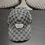Balenciaga 2025巴黎世家新款Logo棒球帽，很酷的色系，男女佩戴都有不同Style，第一批抢先出货！巴黎粉必入款！