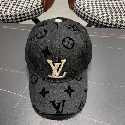 Lv路易威登 原单棒球帽 专柜热卖款纯棉内里 轻盈透气 完美版型 对格精准无误 原厂品质 独家实物拍摄 男女适用