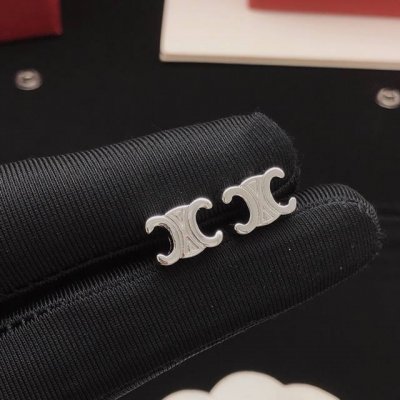 赛琳最新款迷你凯旋门光面耳钉 一致Zp黄铜材质
