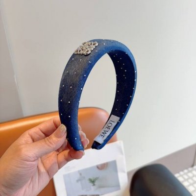 配包装 Loewe 罗意威 新款海绵发箍特供面料头箍、尖端网红最新款来袭 ！ 让你的魅力绽放 清新淑女范让时尚更简单！
