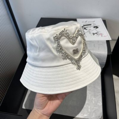 miumiu缪缪新款缎面渔夫帽 头围57Cm