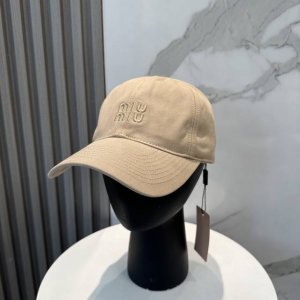 谬谬Mium 原单新款纯棉洗水布棒球帽 正品开模订制 原版做工细致质量超赞 偶尔换换感觉真的太棒了