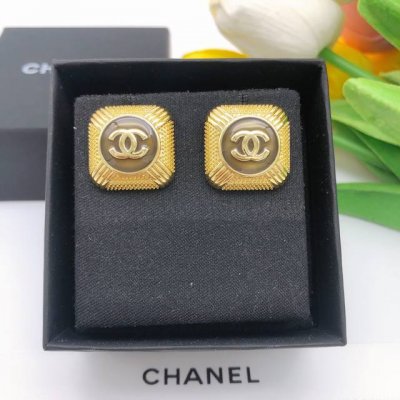 编号Xed0618 C复古质感金属， 造型中古方形耳钉 Vintage 风经典 大金属质感造型设计别致好看 潮流时尚 优雅高贵