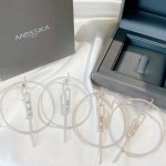 Messika 大牌 梅西卡 最新款 钻石 滑动 耳钉 最火Move系列 爆款独家 独立设计师珠宝品牌，高端定制原版 进口V金 材质微镶工艺 网红 名媛各路In
