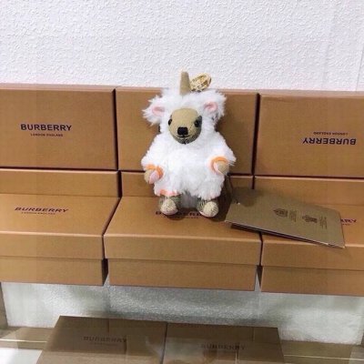 元配图片原版包装 巴宝莉Burberry官网格纹羊绒Thomas泰迪独角兽Kuan包饰与钥匙扣 独家新款上市 全国独家实拍Thomas 泰迪熊吊饰 选用柔软的格