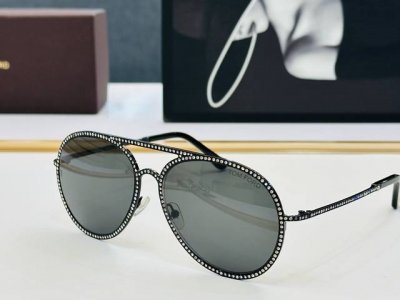 款 Tom Ford汤姆家 Model: Ft0728 Size 59口15-135 C 时尚潮流