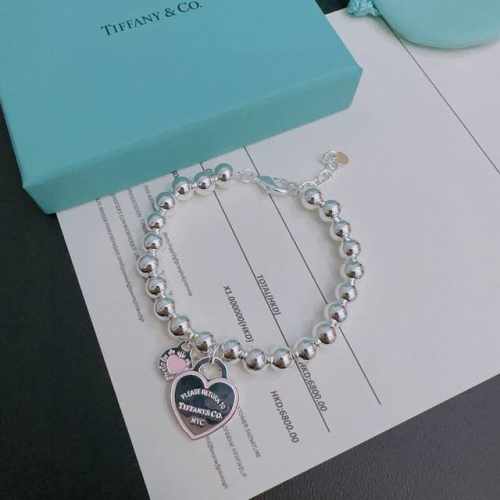 蒂芙尼 Tiffny&Co. 专柜精工银版本手链 明星同款 复古做旧风 原版复刻 纯手工打造 正品开模潮流时尚必备 男女均可佩戴 情侣款同款 摇滚朋克银风格 潮