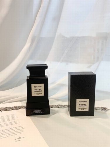 专柜品质 tom Ford 汤姆福特Tf限量香水Fucking Fabulous法布勒斯 100Ml 作为女孩子唯独钟爱Tf家中性香水 今天买到Fucking