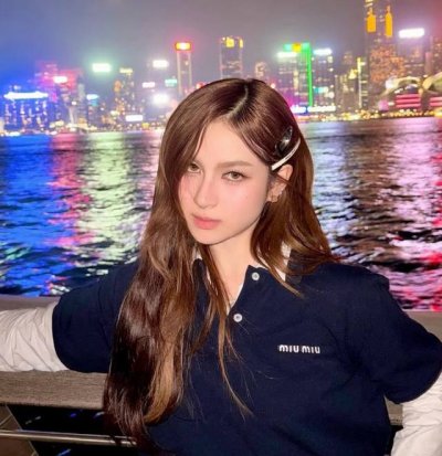 高品质 细节如图 单只 Mu 一字珐琅发夹 ZP2850 量大咨询客服 一定要入 上身方知它的美 金黑 金白 金粉三个颜色 温柔又恰到好处的小可爱 女人又拿捏得