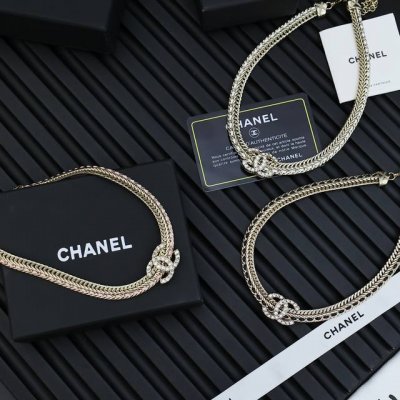 chanel 蛇骨链编织Choker项链