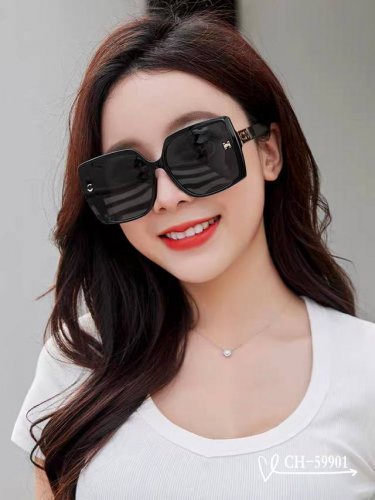 法国香奈儿-Chanel . 宝丽来树脂高清镜片 . Tr镜架-轻便佩戴舒适 . Size 63-17-140 . 新款小香太阳镜减轻强光负担 遮挡有害光线防辐