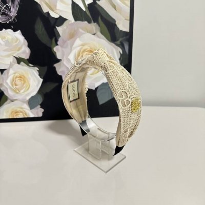 特 配专柜包装 Gucci 古驰 最新发箍 小仙女快入手 特殊材质 不嘞头 可盐可甜～