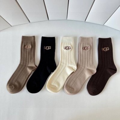 特 配专柜包装 Ugg 新款羊绒中长款堆堆袜袜子！一盒五双，专柜同步筒袜袜子，大牌出街，潮人必备超好搭