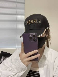 配防尘袋 burberry 巴宝莉 原单棒球帽 专柜热卖款纯棉内里 轻盈透气 完美版型 原厂品质 独家实物拍摄 男女适用