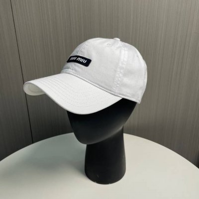 miumiu新款素色棒球帽 当下爆热的色系-街头感十足！ 潮流百搭，小红书种草，毒药 Get上你们的男朋友，一起Cool