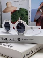 Chanel香奈儿 英文字母墨镜女款潮 欧美时尚街拍黑白条纹圆框太阳镜眼镜