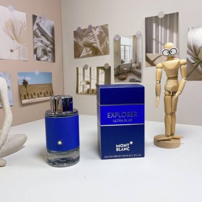 包万宝龙蔚蓝旅者 Ml Montblanc Explorer Ultra Blue, 品牌：万宝龙 属性：男香 香调：芳香柑橘调 前调：香柠檬粉红胡椒果香 中调