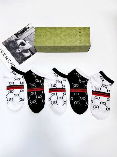 配包装 一盒5 双 Gucci 古琦 经典字母logo 纯棉短袜 ，Ins超火爆短袜，纯棉面料，网眼透气， 潮人必备 ，经典配色 个性时尚百搭款，你值得拥有哦