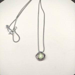 David Yurman 主石7Mm纽线四方钻项链绿钻。链条粗1.5Mm，长度45+5Cm延迟链 编号Dyxl-107