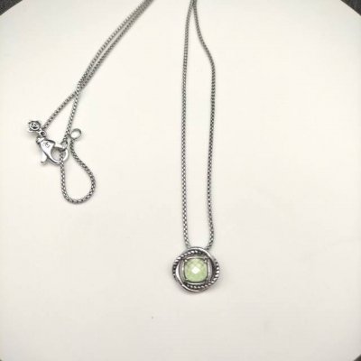 David Yurman 主石7Mm纽线四方钻项链绿钻。链条粗1.5Mm，长度45+5Cm延迟链 编号Dyxl-107