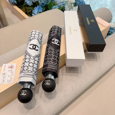 chanel 香奈儿 三折自动折叠晴雨伞 做工精细 气质 时尚 炒鸡好看！防紫外线 人手必备 ！2色