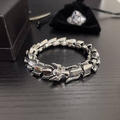 chrome Hearts 克罗心 复古方形小军花项链