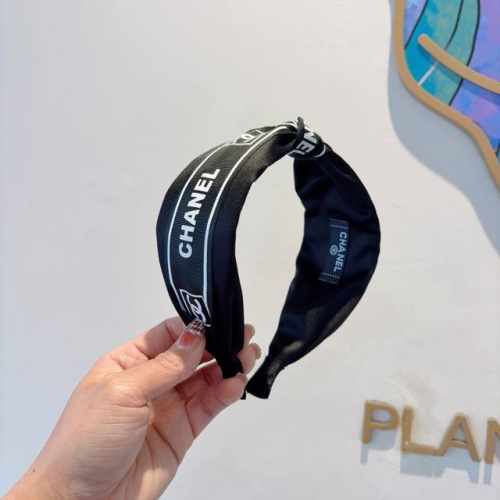 配包装 chanel 香奈儿 最新款小香发箍 新品巨显脸小头箍 网红爆款推荐 搭配高端双 Logo 超精致时尚百搭