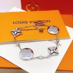 编号Lsl0189 Lv*最新款灰色 灰贝母手链 一致Zp黄铜材质