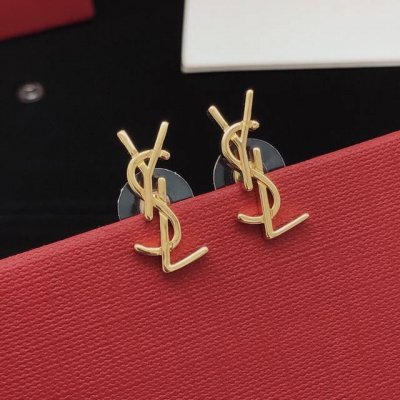 编号Yed0073 Yvessaintlauren*最新款迷你光面字母耳钉 一致Zp黄铜材质