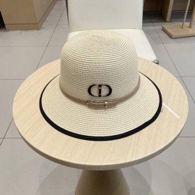 Dior迪奥 2025新款遮阳草帽盆帽沙滩风，简约大方，百搭单品～出街首选，新款帽型超美腻，新品上架