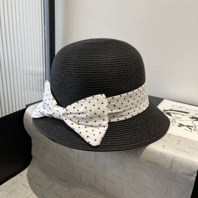 miumiu缪缪新款盆帽
