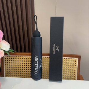 Arcteryx 始祖鸟 三折自动折叠晴雨伞 新涂层技术深色伞面 拥有令人惊喜的遮光效果 3色