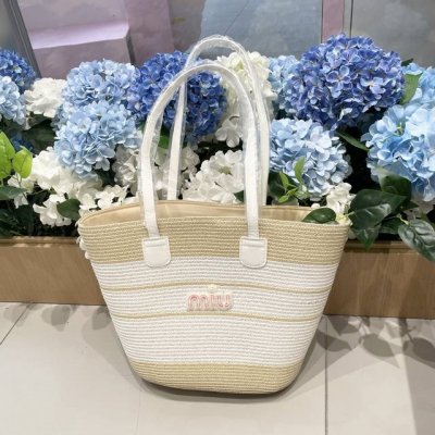 缪缪Miumiu2025新款通勤托特包包编织包单肩女包夏季高级感时尚
