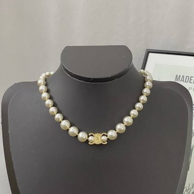 编码N658 0257825 celine项链热销款爆上新 一致Zp 赛琳凯旋门Logo珍珠项链 简约而极具品味的设计 更加凸显出独特的魅力