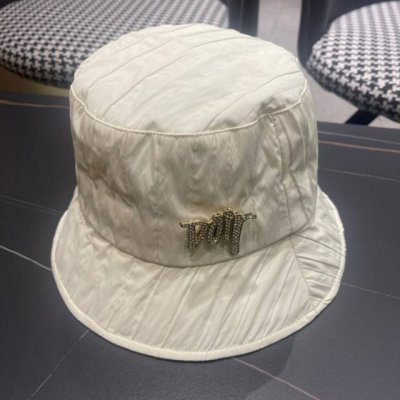 Dior 迪奥 春新款渔夫帽， 精致純也格调很有感觉，很酷很时尚，质量超赞