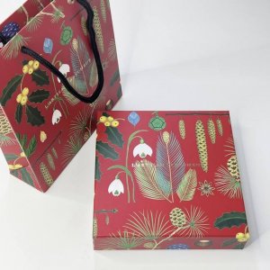 专柜品质 阿蒂仙试管香水小样10Ml五件套！10×5带喷头。 味道：布列塔尼的空气，玫瑰追忆，寻找蝴蝶，黑莓缪斯，隐凡之路。