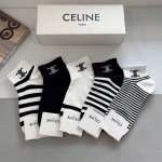 配包装 一盒5双 celine 赛琳 新款船袜袜子 纯棉面料 专柜同 步中短筒袜子 大牌出街 潮人必备超好搭