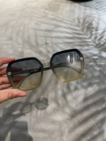90Dior宝丽来树脂偏光镜新款小香太阳镜减轻强光负担遮挡有害光线防辐射出行旅游搭配衣服必备品开车也可以用哦品牌理念-流行稍纵即逝，风格永存3021