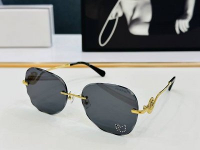施华洛世奇 Sk3090 Size：60口17-140 原单品质 Q品质突显气质 太阳镜
