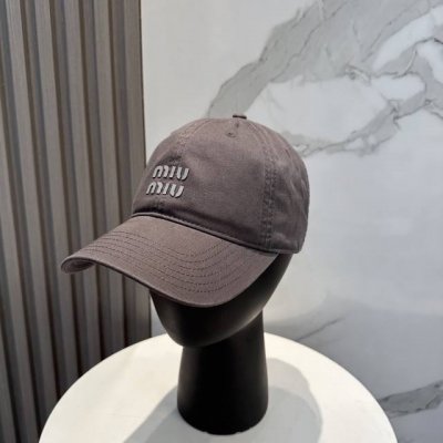 miumiu缪缪 新款糖果色色系简约棒球帽 当下爆热的色系-街头感十足！ 潮流百搭，小红书种草，毒药 Get上你们的男朋友，一起Cool