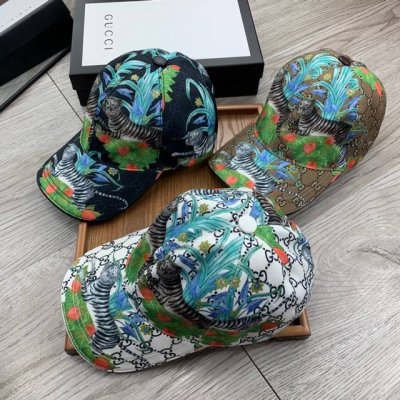 G家。印花款 超A品质 最新款！时尚潮流，高端做工！每一个帽子都是用心之作！牛津材质！头层牛皮！配盒子、防尘袋、卡片！非一般的品质，细节也很重要。真皮帽钉，真皮