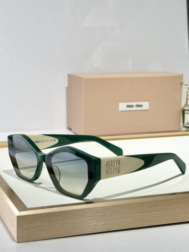 p180 Miu Miu mod：Mu11Ks size：62口16 145