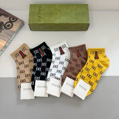 配包装 一盒5双 gucci 古奇 新款短筒袜子 纯棉面料 经典图案 专柜同步船袜 大牌出街 潮人必备超好搭配