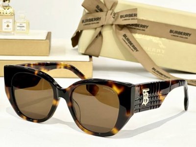 Burberry Mod：Be6020 Size：54口19 145