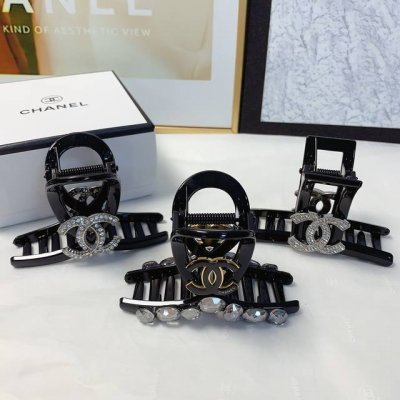 Chanel小香 Chanel抓夹 新款Logo抓夹 气质百搭 日常精致小单品 小仙女必入单品 宝藏款 闭眼入推荐款 单个 带钻060个