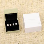 210215 我们出品 Fleurette耳钉 ，可订做18K真金真钻版，只做对版真金货，价询客Fu Fleurette系列饰以梵克雅宝高级珠宝作品的标志性图案
