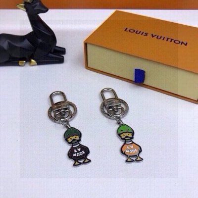 元配图片原版包装 Louis Vuitton官网M P4160 Lv Made Duck包饰与钥匙扣。 风格活泼的Lv Made Duck包饰与钥匙扣将路易威登